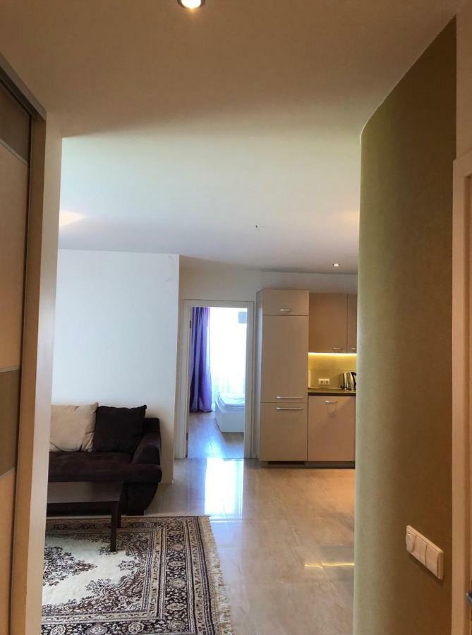 Three-Room Holiday Apartment Паланга Экстерьер фото